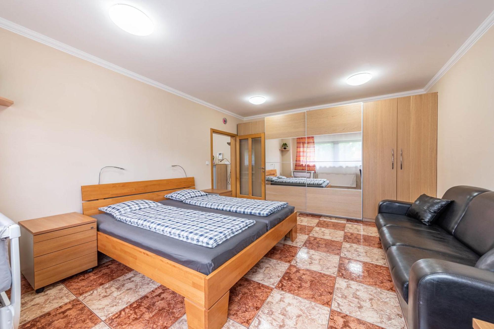 Apartman Blizko Centra Prahy براغ المظهر الخارجي الصورة